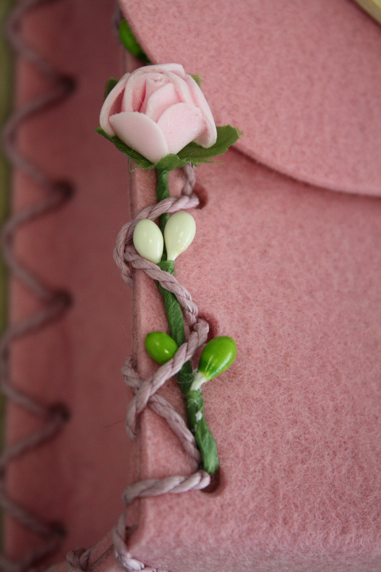 Dirndltasche Filz rosa Spatzl Rosen