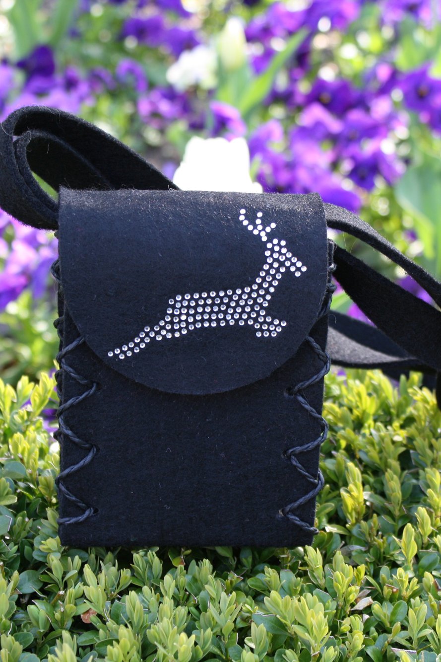 Mini Dirndltasche Filz schwarz Hirsch